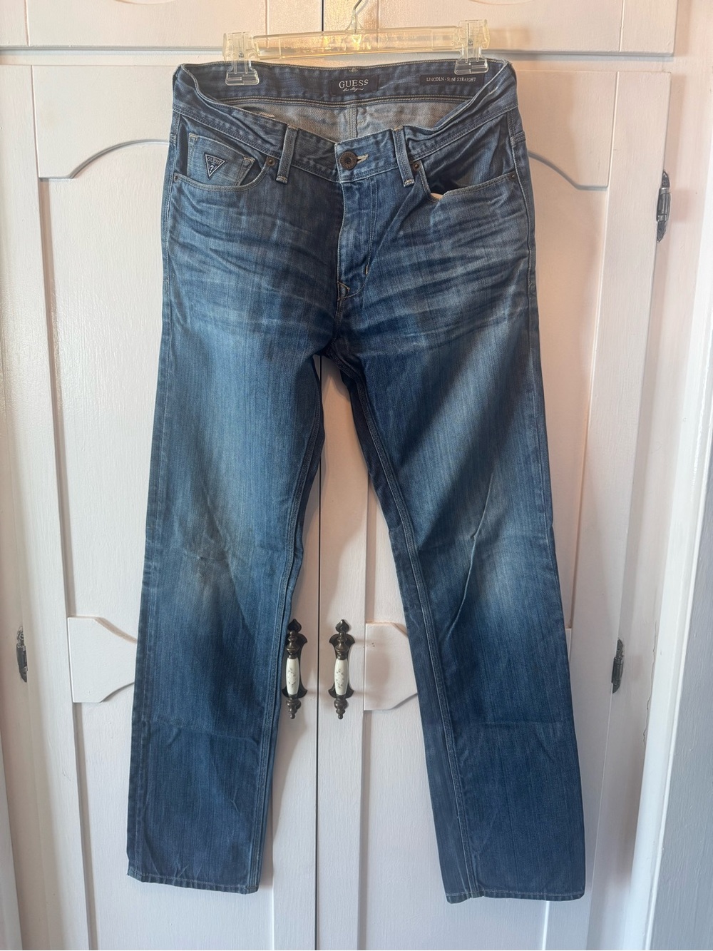 GUESS Men's Blue Washed Straight Jeans
